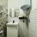 Toni House 505 公寓 *