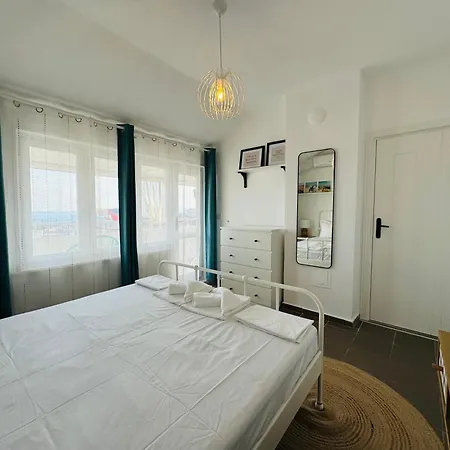 Toni House 505